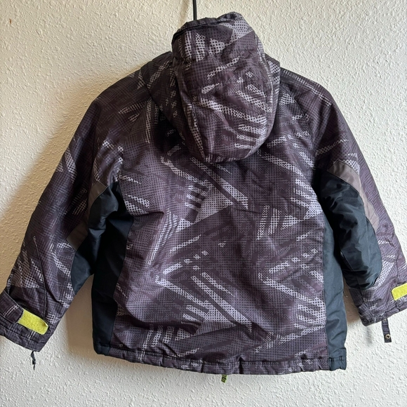 Champion Coat - Picture 2 of 4